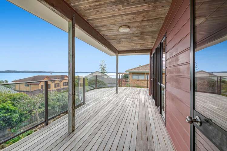 10 Fishermans Cove Army Bay_4