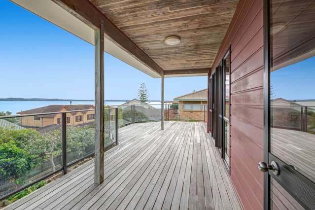 10 Fishermans Cove Army Bay_4