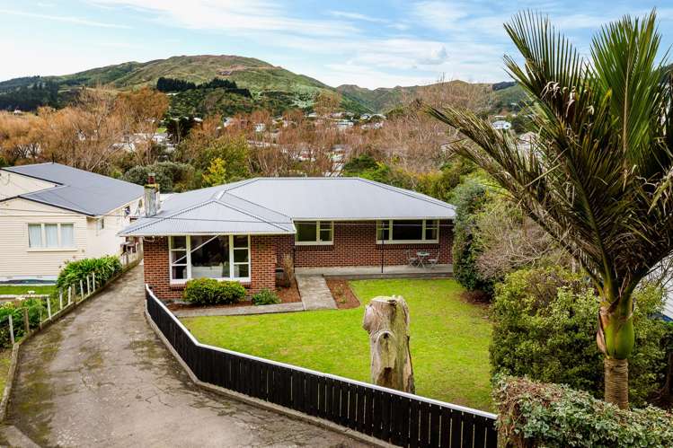 296 Main Road Tawa_23