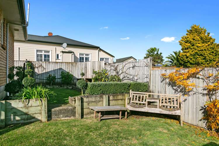 82 Moore Street Leamington_15