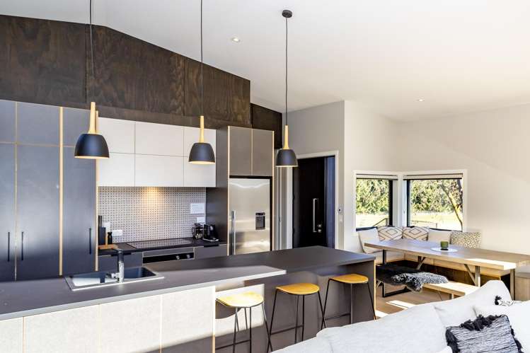 61 McDonnell Road Arrowtown_9