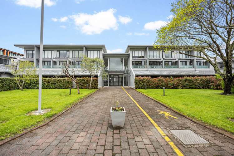 5B/30 Westward Ho Glen Eden_13