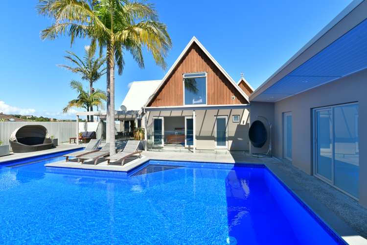 6 Commodore Court Gulf Harbour_21