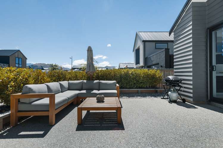 4 Matakanui Lane Wanaka_15