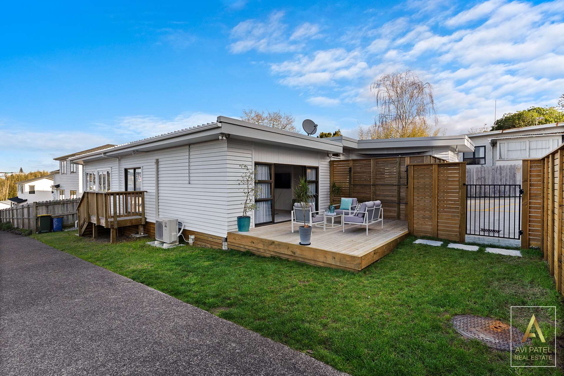 61 Glenview Road Glen Eden_0