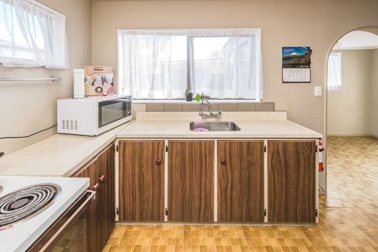 10b Essex Place Springvale_7