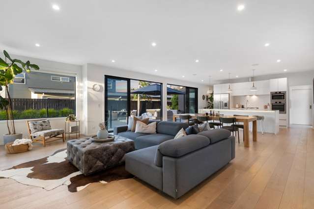 32 Defender Crescent Beachlands_4