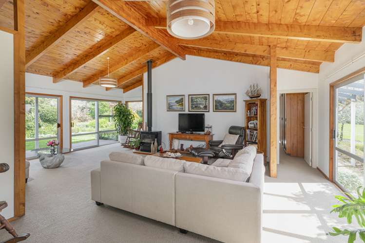 62 Racecourse Road Whitianga_13