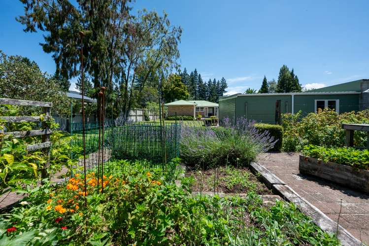 16 La Trobe Place Utuhina_23