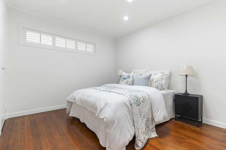 246 Glengarry Road Glen Eden_14
