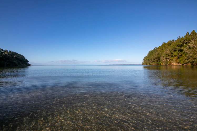 5 Paturoa Road Titirangi_28