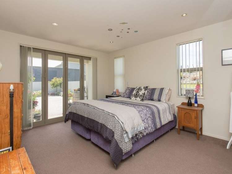 19 Alice Burn Drive Luggate_13