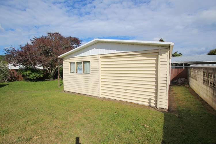 109 Charleston Avenue Whangamata_18
