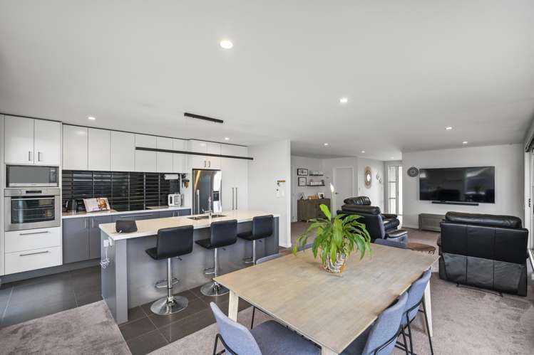 77 Golden Sands Drive Papamoa Beach_8