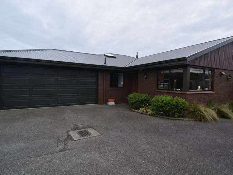 100 Chelmsford Street Windsor_2