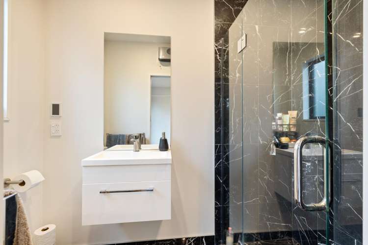 255B Edgeware Road St Albans_14