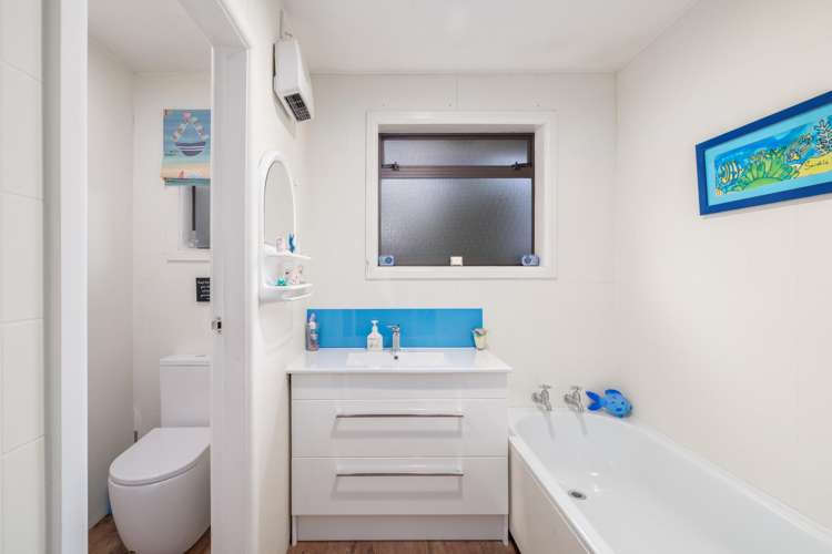 8 Staffa Street Woolston_9