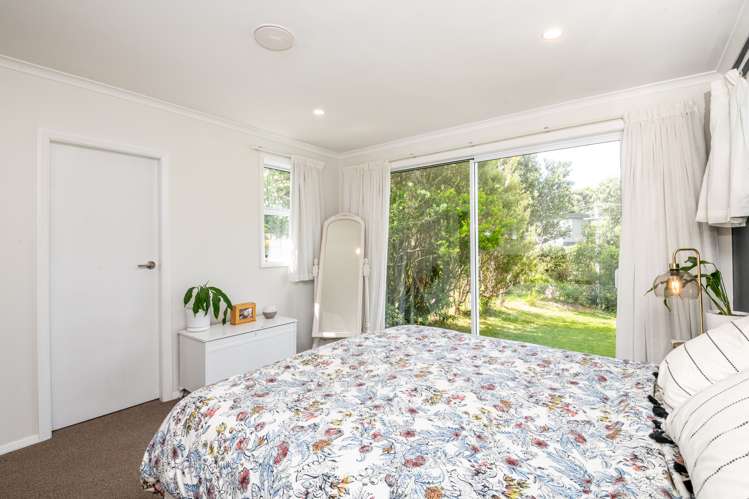 8 Tui Terrace Tawa_9