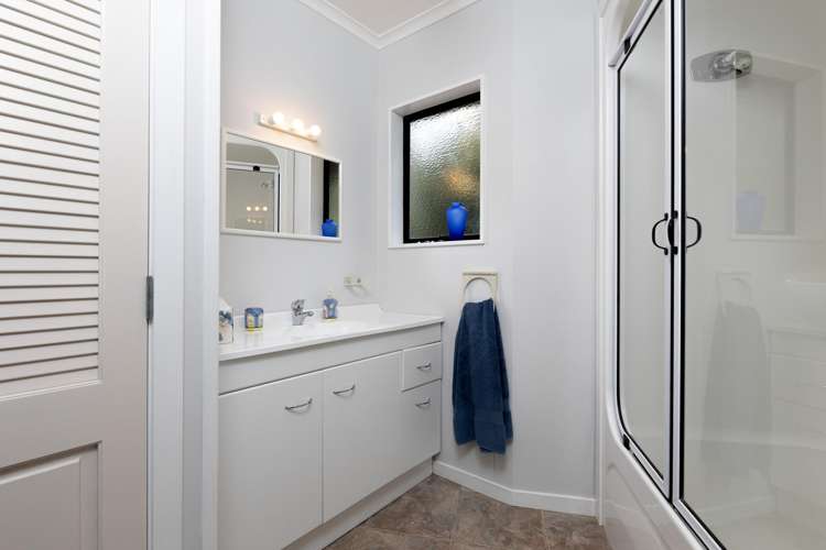 2 Te Kawau Pass Greenhithe_16