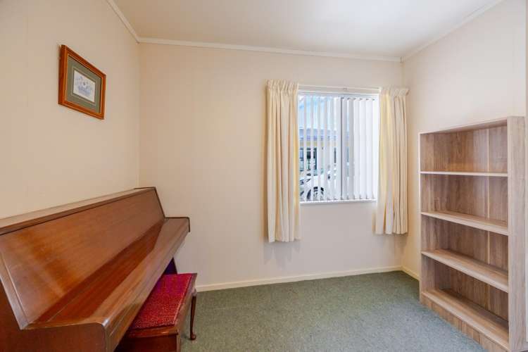 1/305 Park Road South Akina_6