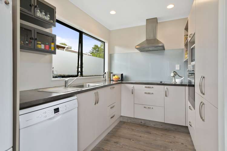 154a Henderson Valley Road Henderson_15