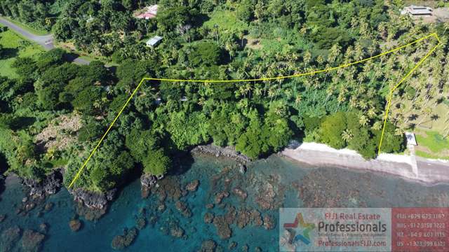 Taveuni’s Hidden Gem — 3 Acres of Freehold Waterfront Paradise!