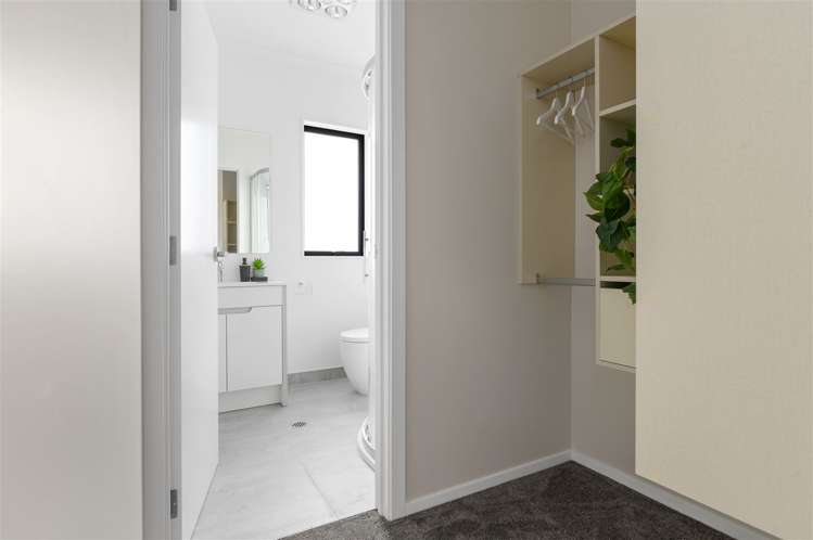 1/137 Avalon Drive Nawton_14