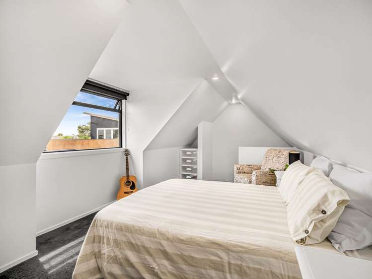 151 Rocking Horse Road Southshore_28