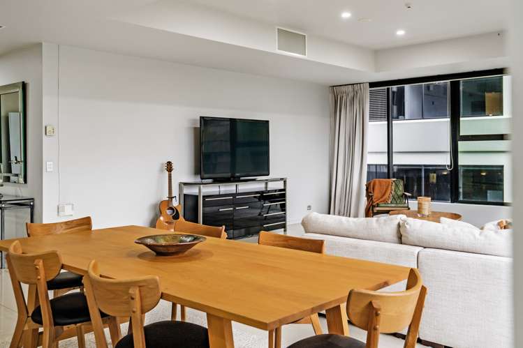 2b/2 Saint Martins Lane Grafton_17