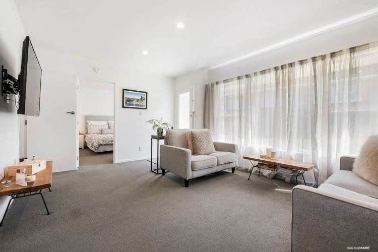 3/5 Roberts Avenue Bayswater_3
