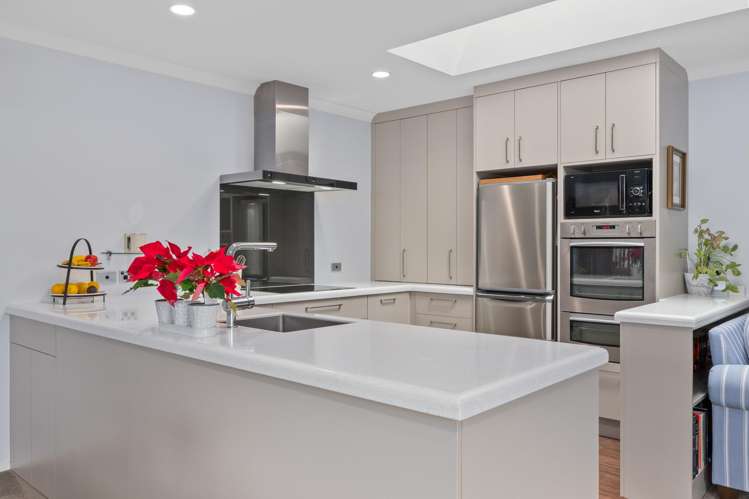 44 Cleghorn Street Redwoodtown_8