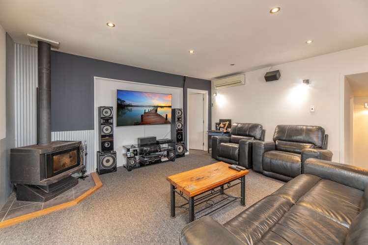 14 Kain Street The Pines Beach_12