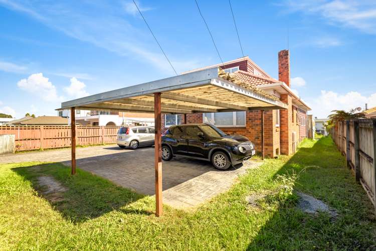 69 Kinross Street Blockhouse Bay_9