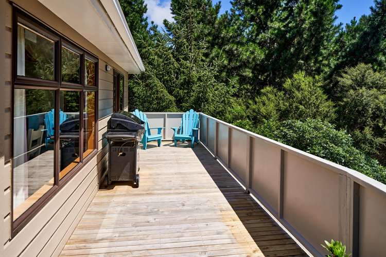 66 Leeward Drive Whitby_16