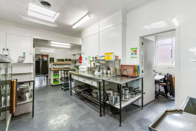 32 Ross Place Lawrence_11