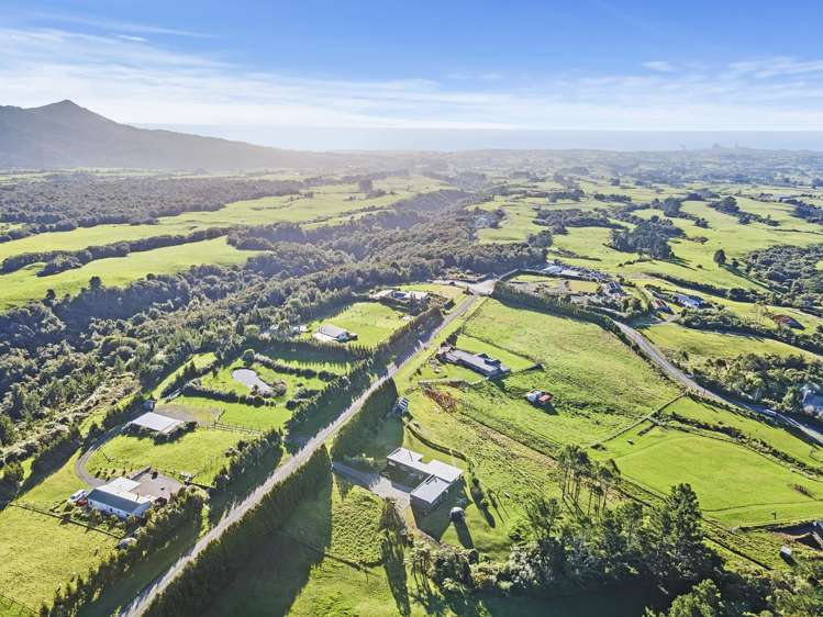 1089 Plymouth Road Koru_30