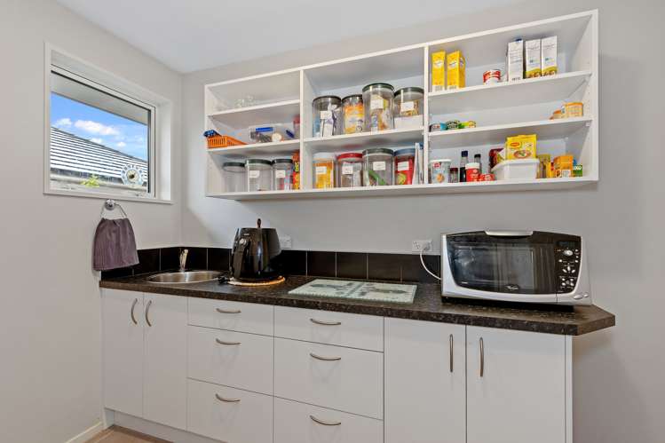 52 Broomfield Terrace Burwood_9