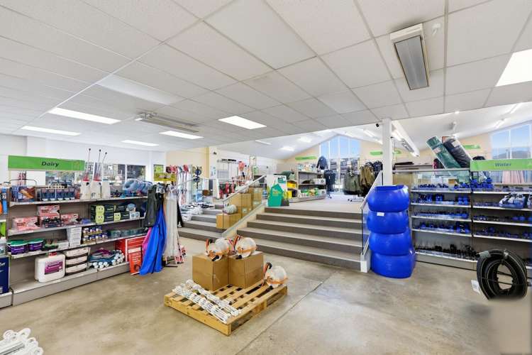 196-200 Clyde Street Balclutha_13