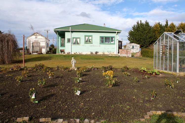 166 Birchwood Road Ohai_13