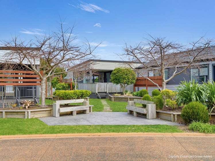 114/61 Golden Sands Drive_0