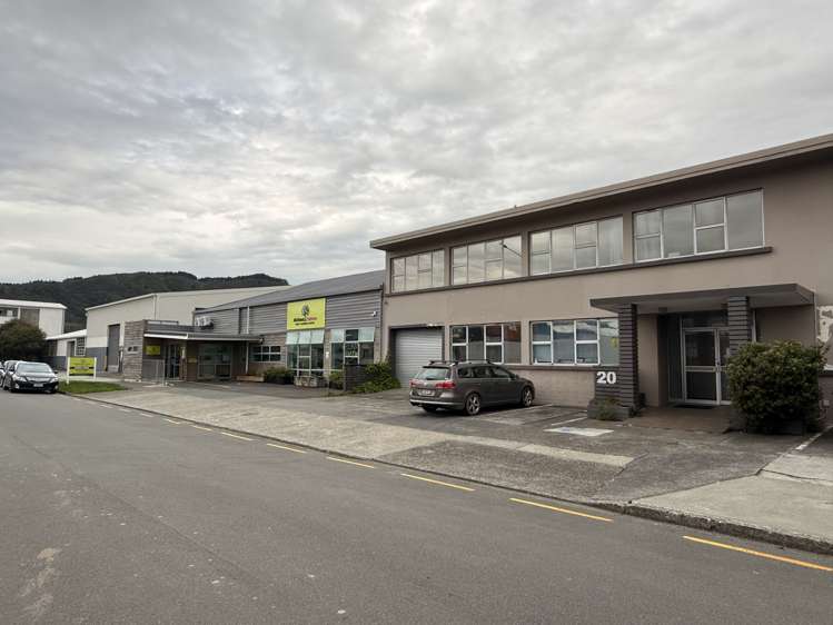 2/18-20 Gregory Street Naenae_1