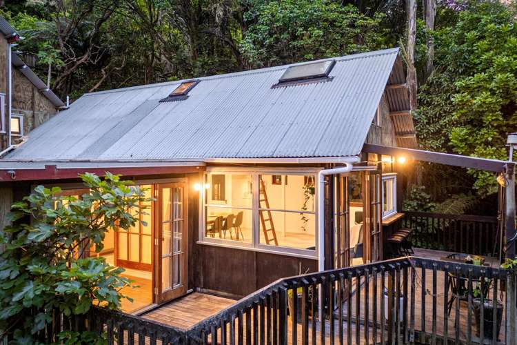 90 Laingholm Drive Laingholm_24