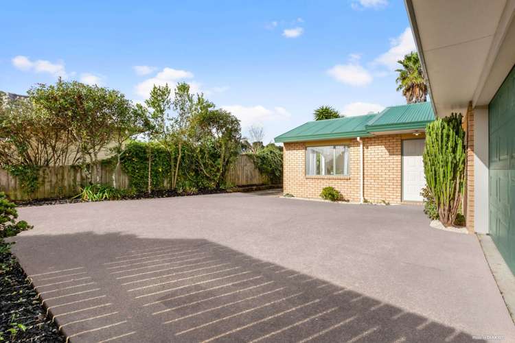 52a Farquhar Road Glendene_16