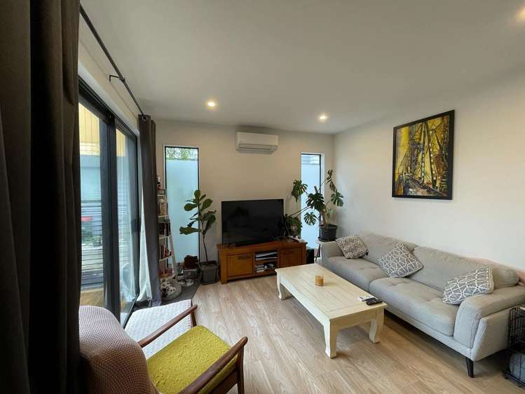 7/4 Edgerton Road Te Atatu Peninsula_9