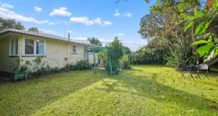 6 Holman Road_0