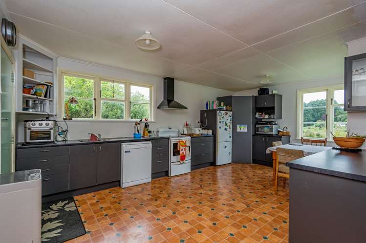 250 North Road Eketahuna_17