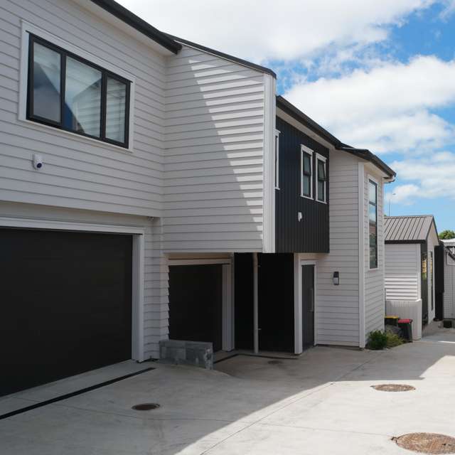 3-BEDROOM IN BOTANY DOWNS