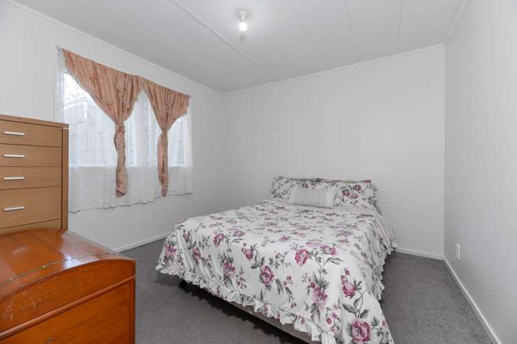 2/21 Lancaster Road Beach Haven_16