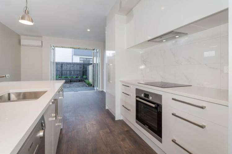 1 Sunview Street Silverdale_2