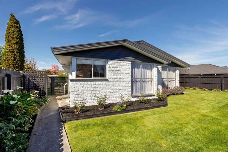 8 Ida Street Redwoodtown_14